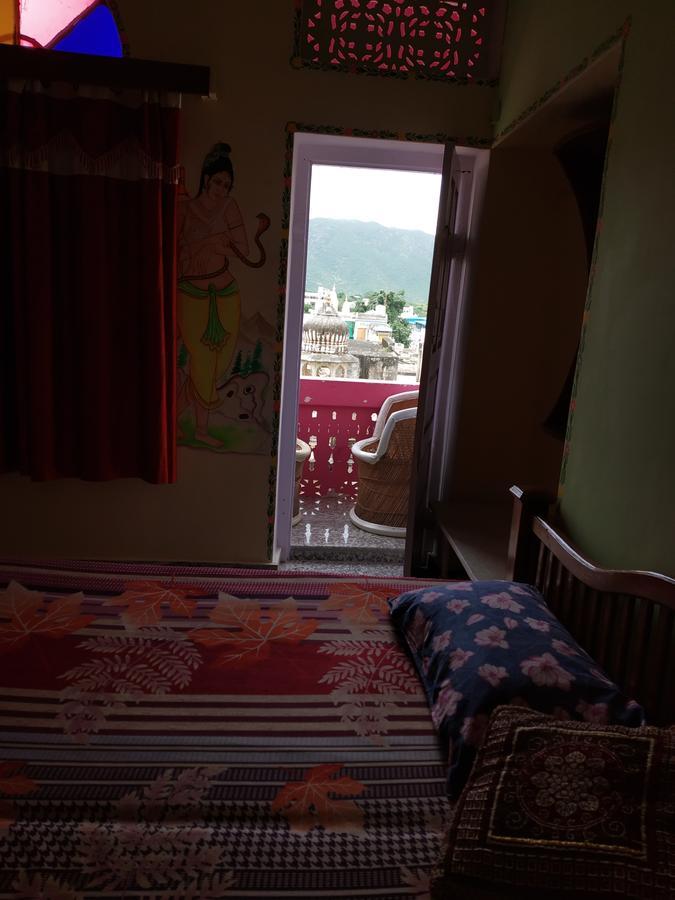 Hotel Paramount Palace Puškar Exteriér fotografie
